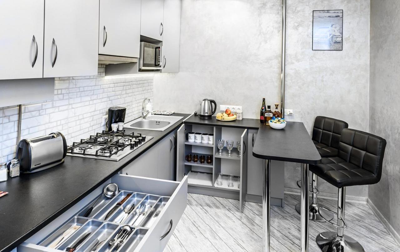 Joy Box Apartments Lviv Luaran gambar