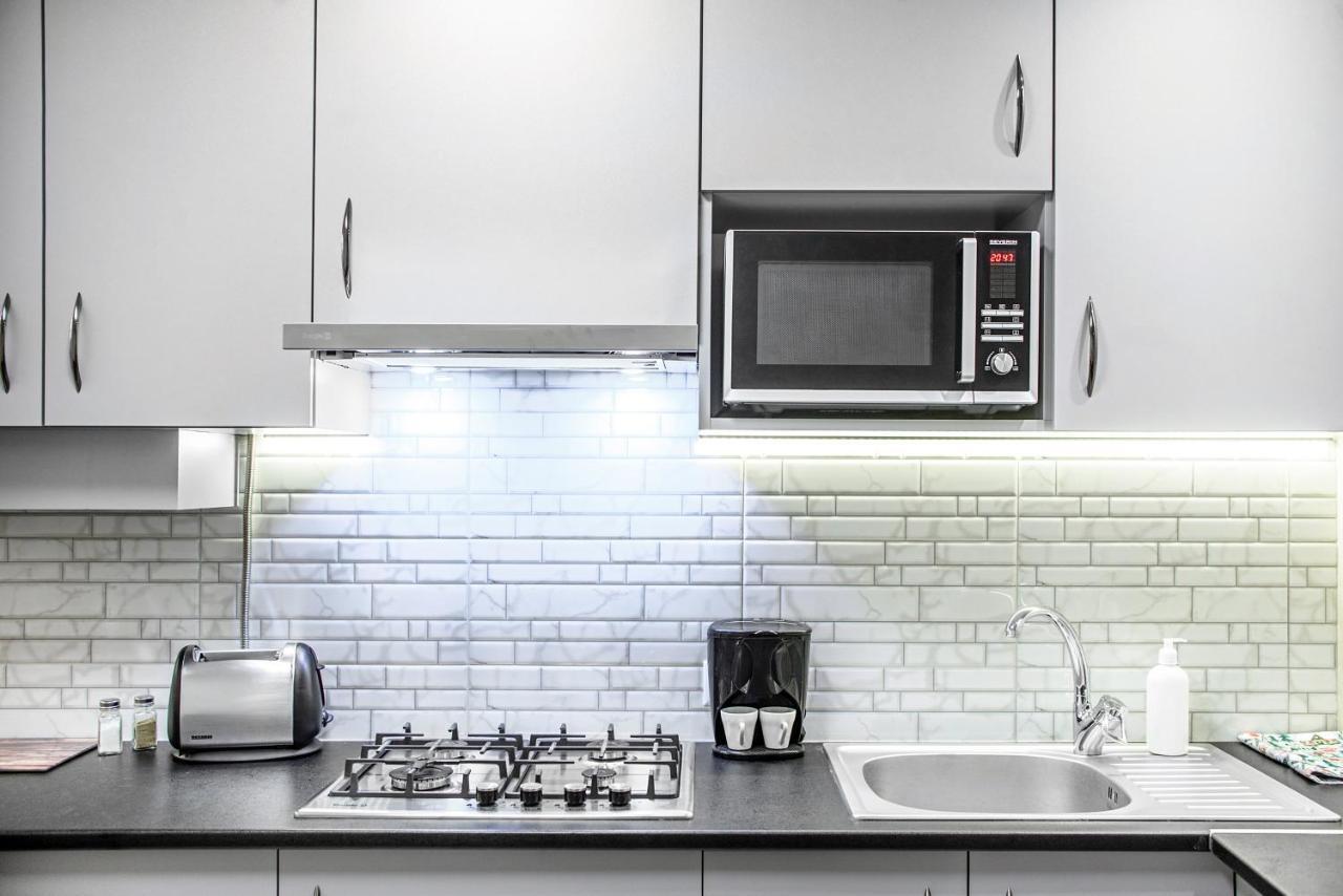Joy Box Apartments Lviv Luaran gambar
