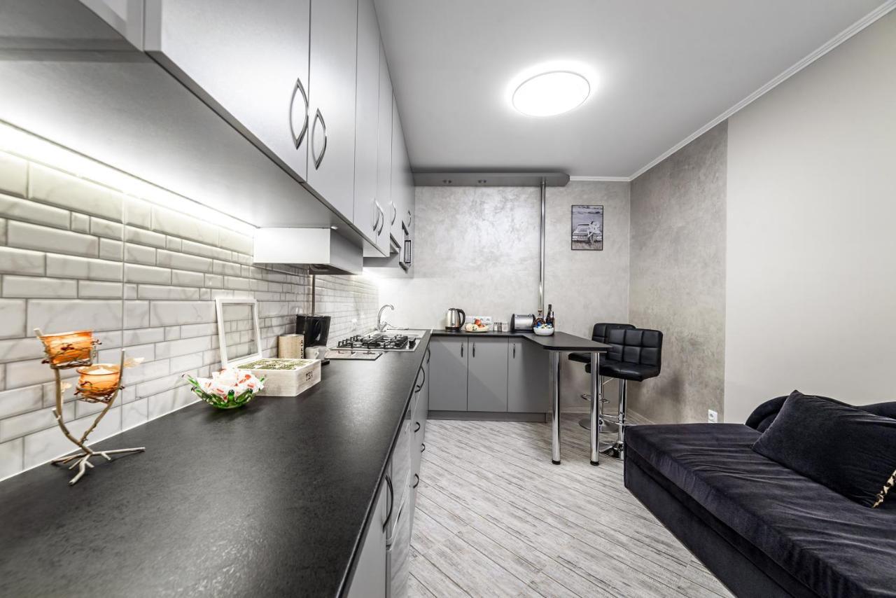 Joy Box Apartments Lviv Luaran gambar