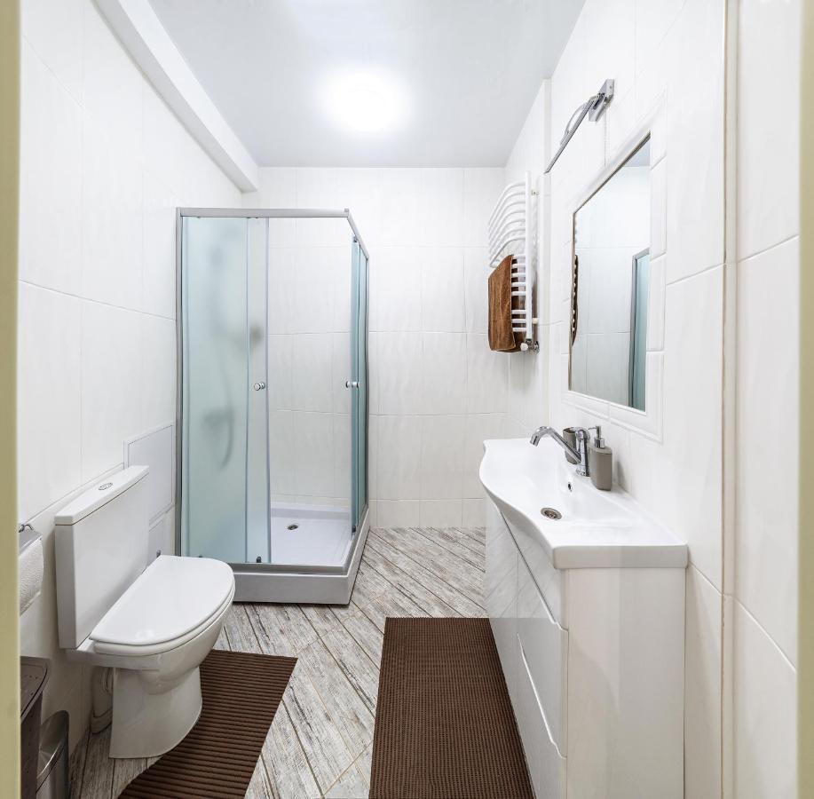 Joy Box Apartments Lviv Luaran gambar